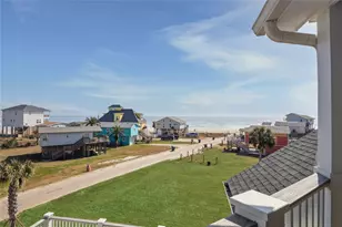 4210 Surf Dr, Galveston, TX 77554 - Photo 22