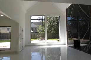 5623 Theall Rd, Houston, TX 77066 - Photo 4