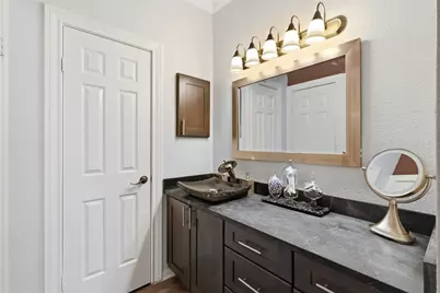 2700 Revere Street #121, Houston, TX 77098 - Photo 16