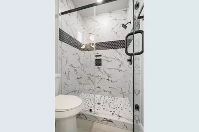 8521 Brandon Bldg-D Street #Studio, Houston, TX 77051 - Photo 4