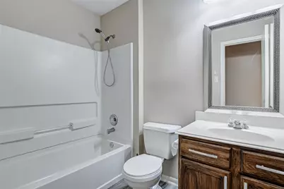 10822 Cane Grove Ln, Houston, TX 77075 - Photo 32