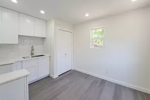 5217 Hershe, Houston, TX 77020 - Photo 10