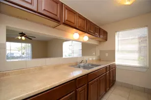 722 Odessa Ct, Houston, TX 77060 - Photo 8