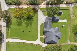 16144 Firetower Rd, Conroe, TX 77306 - Photo 2