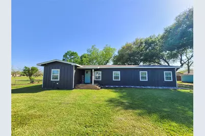 606 E Ahldag Street, Wharton, TX 77488 - Photo 1