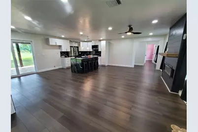 606 E Ahldag Street, Wharton, TX 77488 - Photo 12