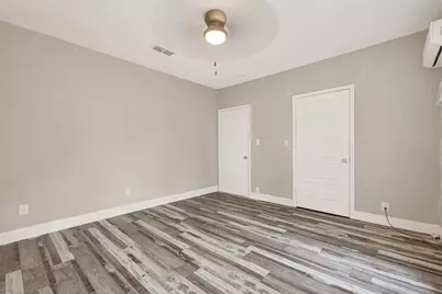1511 Scharpe Street #2, Houston, TX 77023 - Photo 18