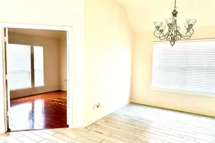 10823 Coral Garden Ln, Houston, TX 77075 - Photo 6