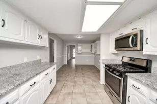 7303 Foxwick Ln, Humble, TX 77338 - Photo 6