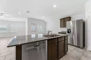 7530 Cynomys Ct, Rosharon, TX 77583 - Photo 6