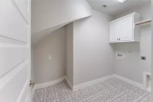 225 Bronze View Dr, Montgomery, TX 77316 - Photo 18