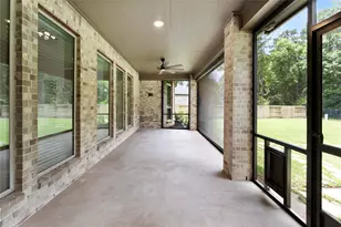 225 Bronze View Dr, Montgomery, TX 77316 - Photo 40