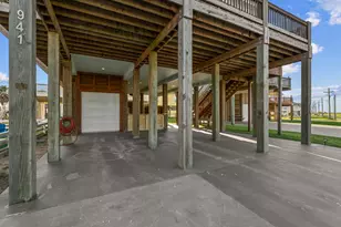 941 S Gateway, Port Bolivar, TX 77650 - Photo 28