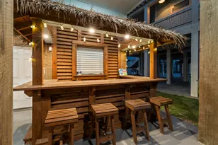 941 S Gateway, Port Bolivar, TX 77650 - Photo 2