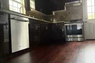 2410 Scott St, La Marque, TX 77568 - Photo 8