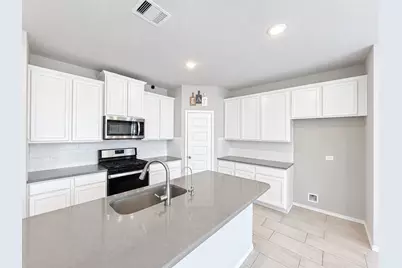 17758 White Lightning Way, Spring, TX 77379 - Photo 8