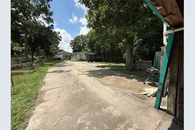 4406 Cavalcade Street, Houston, TX 77026 - Photo 8