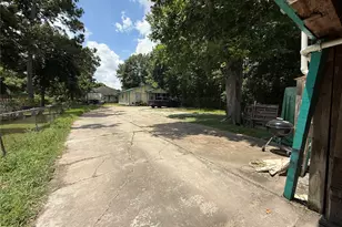 4406 Cavalcade St, Houston, TX 77026 - Photo 8