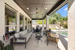 10214 Barwood Dr, Houston, TX 77043 - Photo 40