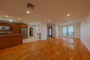 10038 Lazy Oaks St, Houston, TX 77080 - Photo 10