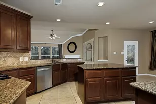 14 Mercutio Ct, Spring, TX 77382 - Photo 12