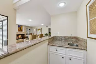 9360 Briar Forest Dr, Houston, TX 77063 - Photo 20