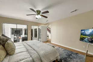 9360 Briar Forest Dr, Houston, TX 77063 - Photo 10