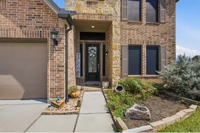 15002 Gulfstream Park Avenue, Mont Belvieu, TX 77523 - Photo 4