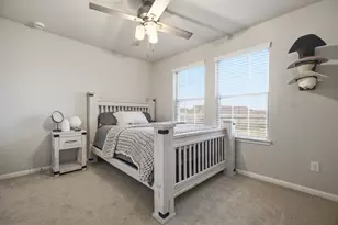 15002 Gulfstream Park Ave, Mont Belvieu, TX 77523 - Photo 18