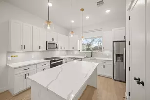 2811 Anita St, Houston, TX 77004 - Photo 2