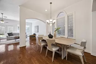 5429 Fairdale Ln, Houston, TX 77056 - Photo 10