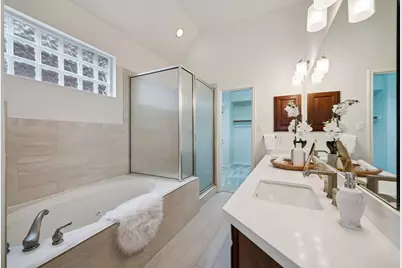 5429 Fairdale Lane, Houston, TX 77056 - Photo 20