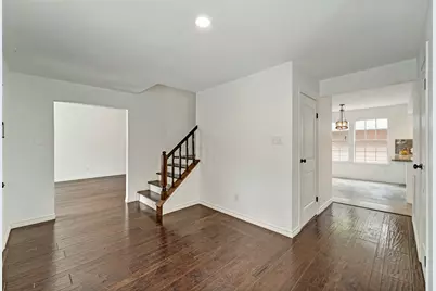 17 E Wandering Oak Drive, The Woodlands, TX 77381 - Photo 8