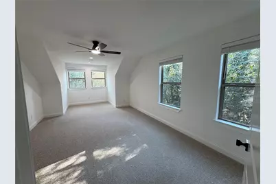 109 Cove Point, Conroe, TX 77356 - Photo 20