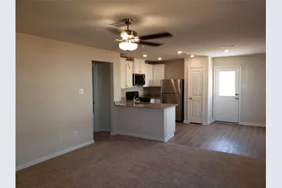 16129 Sugar Falls Drive, Conroe, TX 77303 - Photo 4