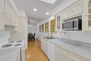 155 Goldenrod, Livingston, TX 77351 - Photo 8