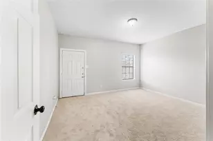9610 Buffum St, Houston, TX 77051 - Photo 16