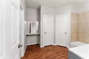 9610 Buffum St, Houston, TX 77051 - Photo 18
