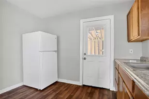 1711 W 5th St, Freeport, TX 77541 - Photo 14