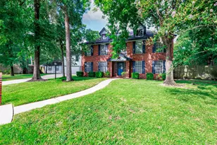 28246 Nancy Ct, Conroe, TX 77385 - Photo 2