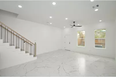 9312 Waller Street, Houston, TX 77012 - Photo 6