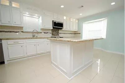 11511 Creekhurst Drive, Houston, TX 77099 - Photo 30