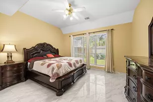 13314 White Ibis Dr, Houston, TX 77044 - Photo 10