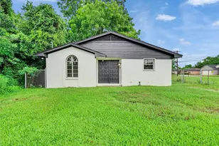502 N Oak St, Texas City, TX 77591 - Photo 36