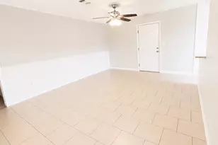 502 N Oak St, Texas City, TX 77591 - Photo 4