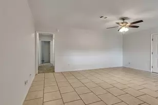 502 N Oak St, Texas City, TX 77591 - Photo 10