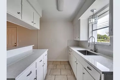 502 N Oak Street, Texas City, TX 77591 - Photo 14