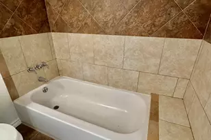 502 N Oak St, Texas City, TX 77591 - Photo 8