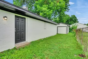 502 N Oak St, Texas City, TX 77591 - Photo 30
