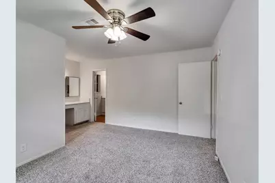 502 N Oak Street, Texas City, TX 77591 - Photo 18